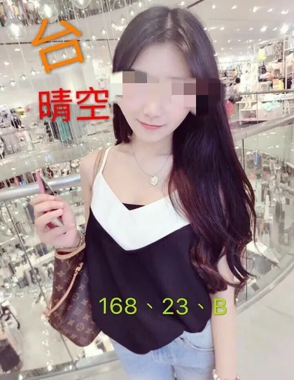 【 高雄外送茶推薦】【晴空】168 / 50KG / B / 23y  鴛鴦浴 殘廢澡 無套吹 戴套做 小親嘴 按摩